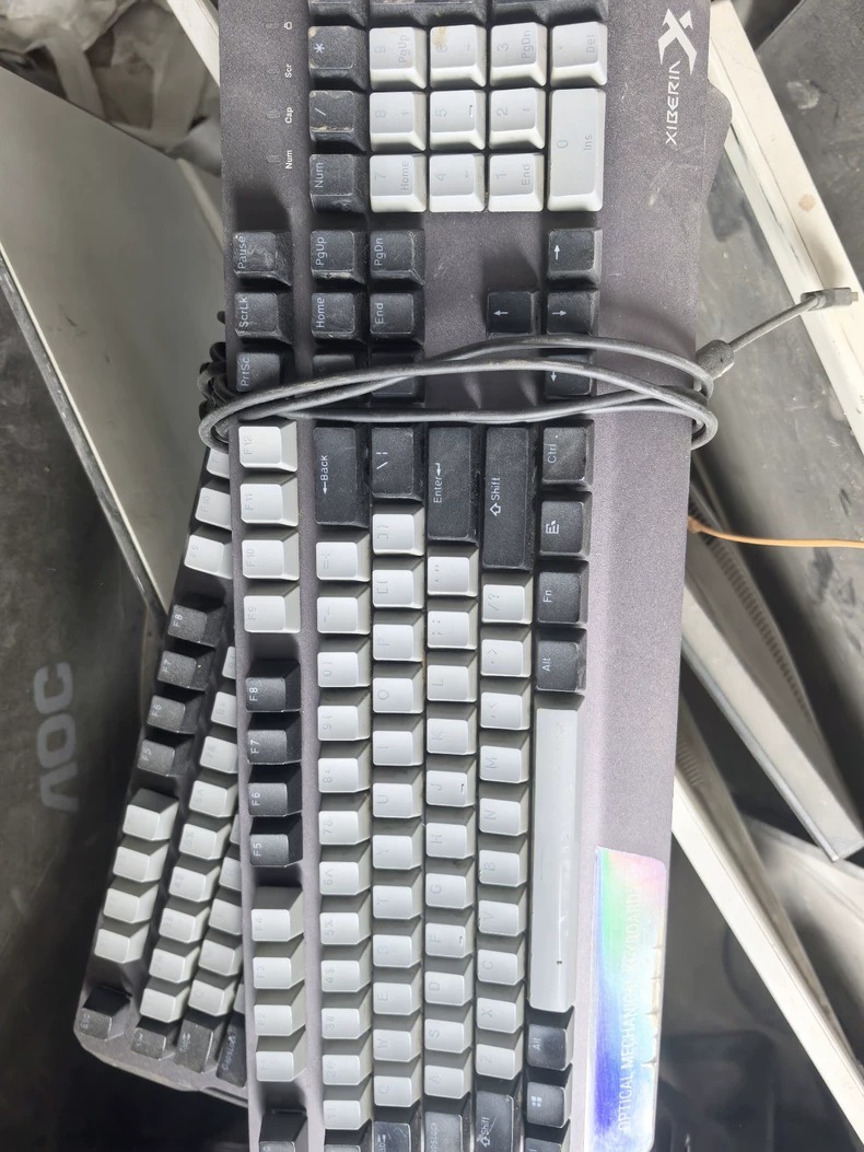 网吧换下来一批机械键盘，便宜处理，成色如图  感兴趣的话点“我想要”和我私聊吧～